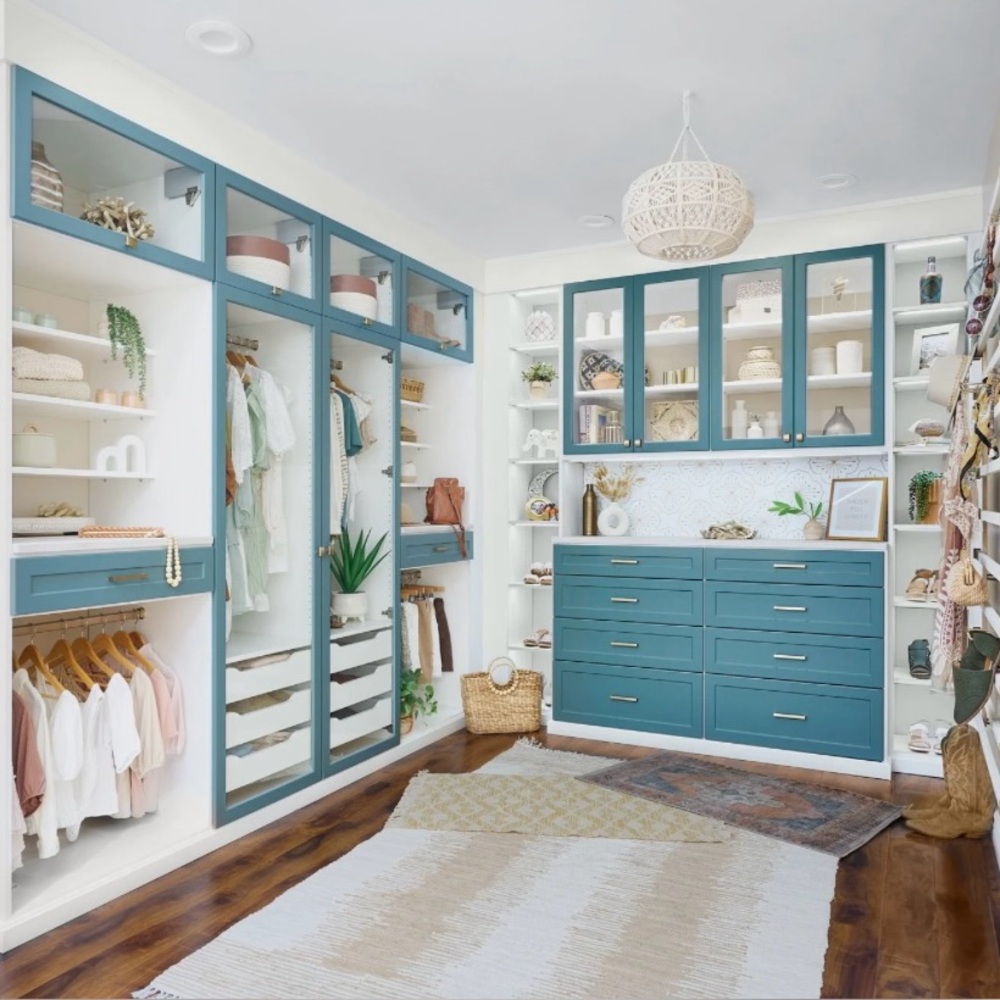 Meet your Posher, Cynthia